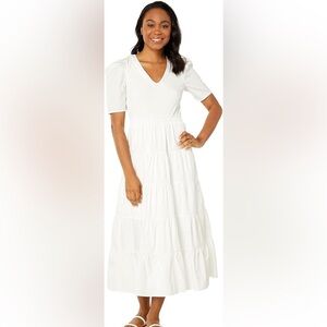Moon River White Pleated Maxi Dress with Puff Sleeves